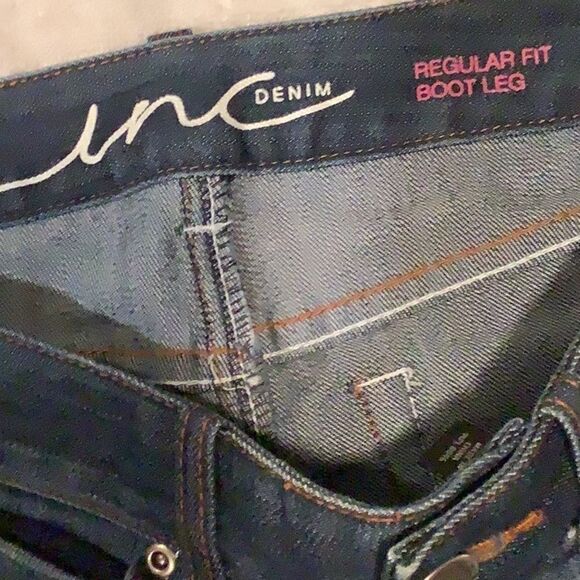 Inc Denim-Regular Fit BootLeg Blue Jeans in Excellent Condition. Size 0P - Picture 6 of 7